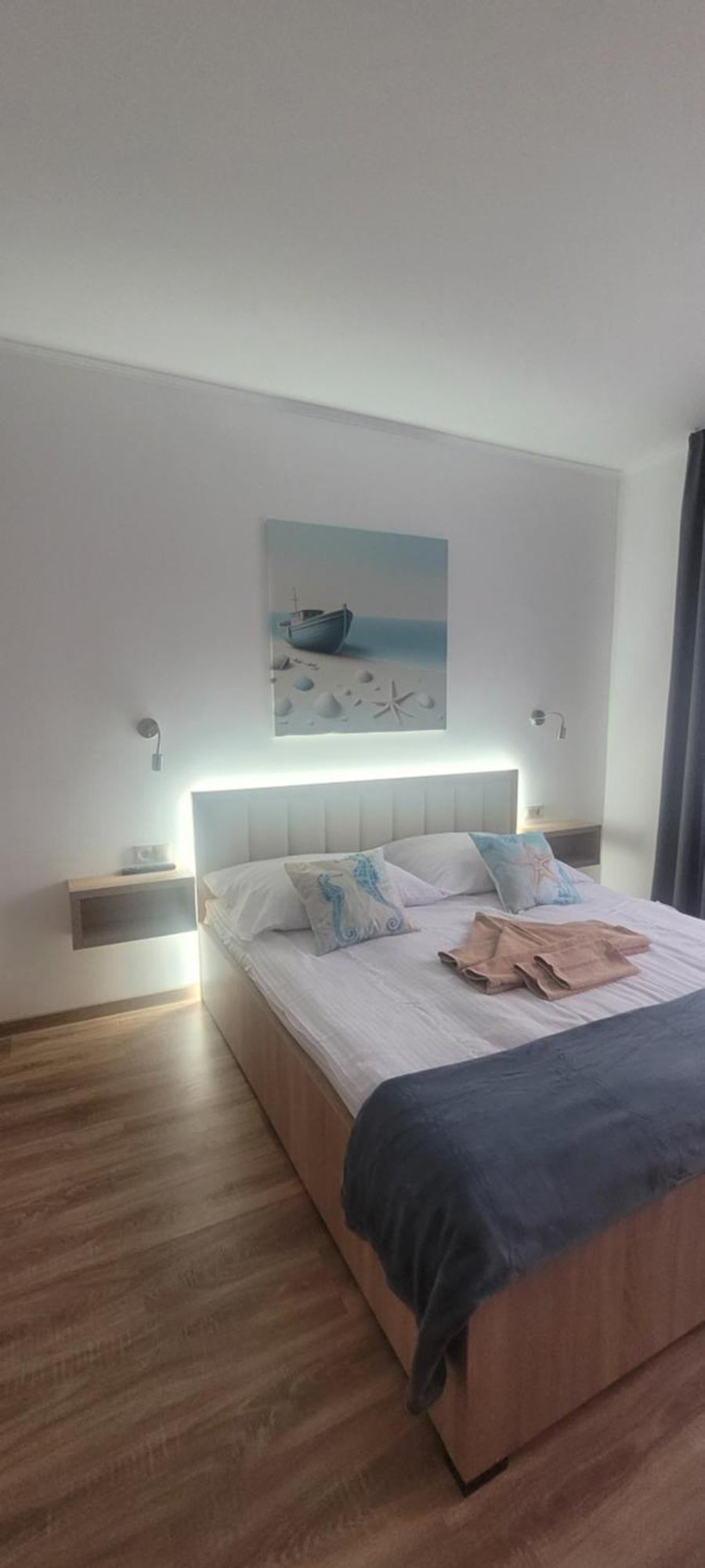 Csaladi Kikoeto Apartman ยูลา ภายนอก รูปภาพ